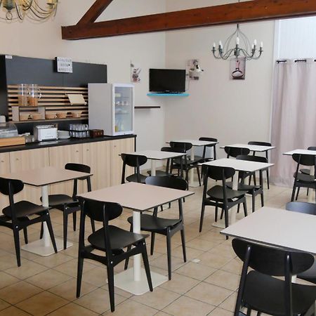 Hotel Restaurant Du Lac Graulhet Esterno foto