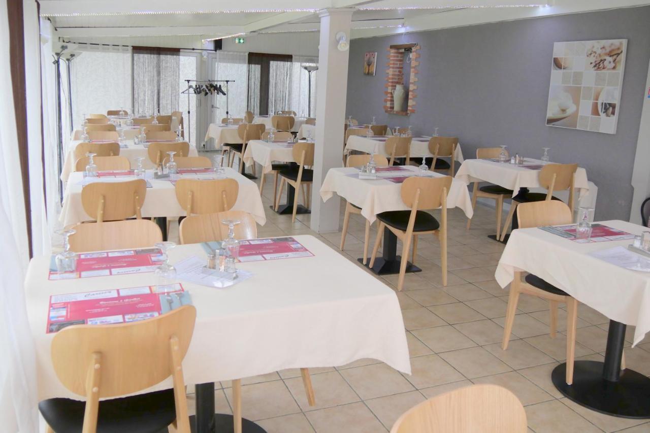 Hotel Restaurant Du Lac Graulhet Esterno foto